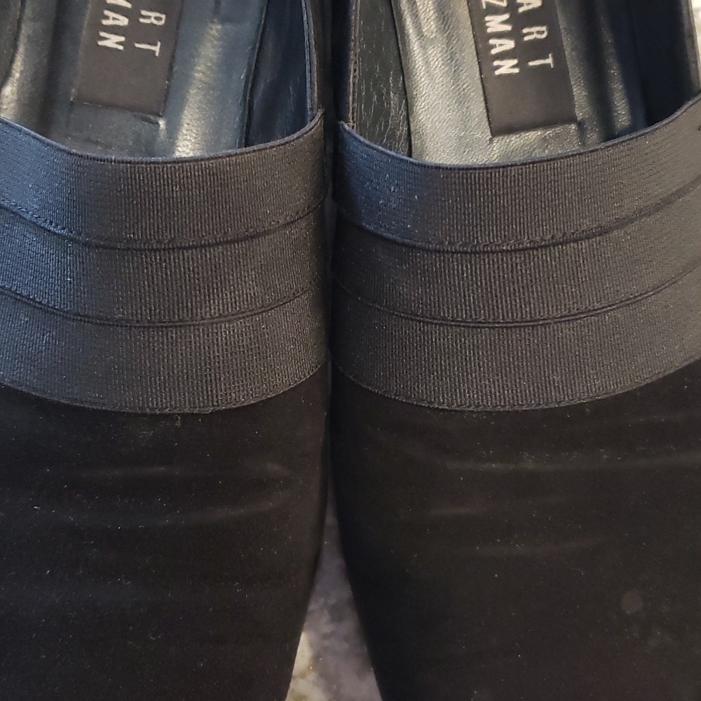 Stuart Weitzman Gorham Black suede small heel pump - Picture 8 of 12